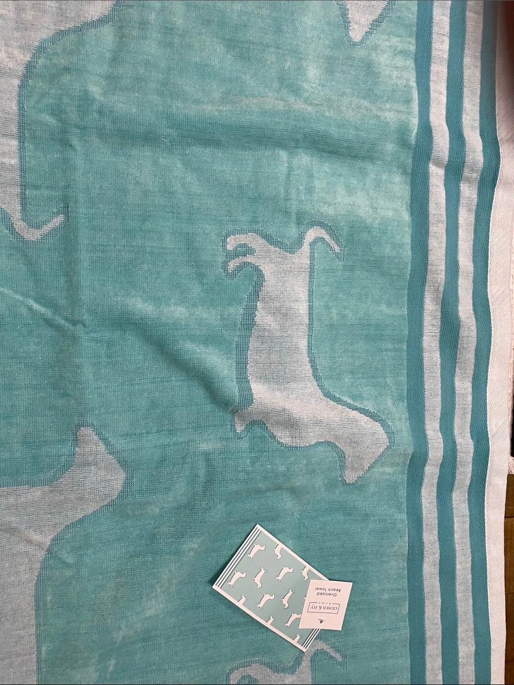 crown & ivy Teal and White Dachshund Beach Towel